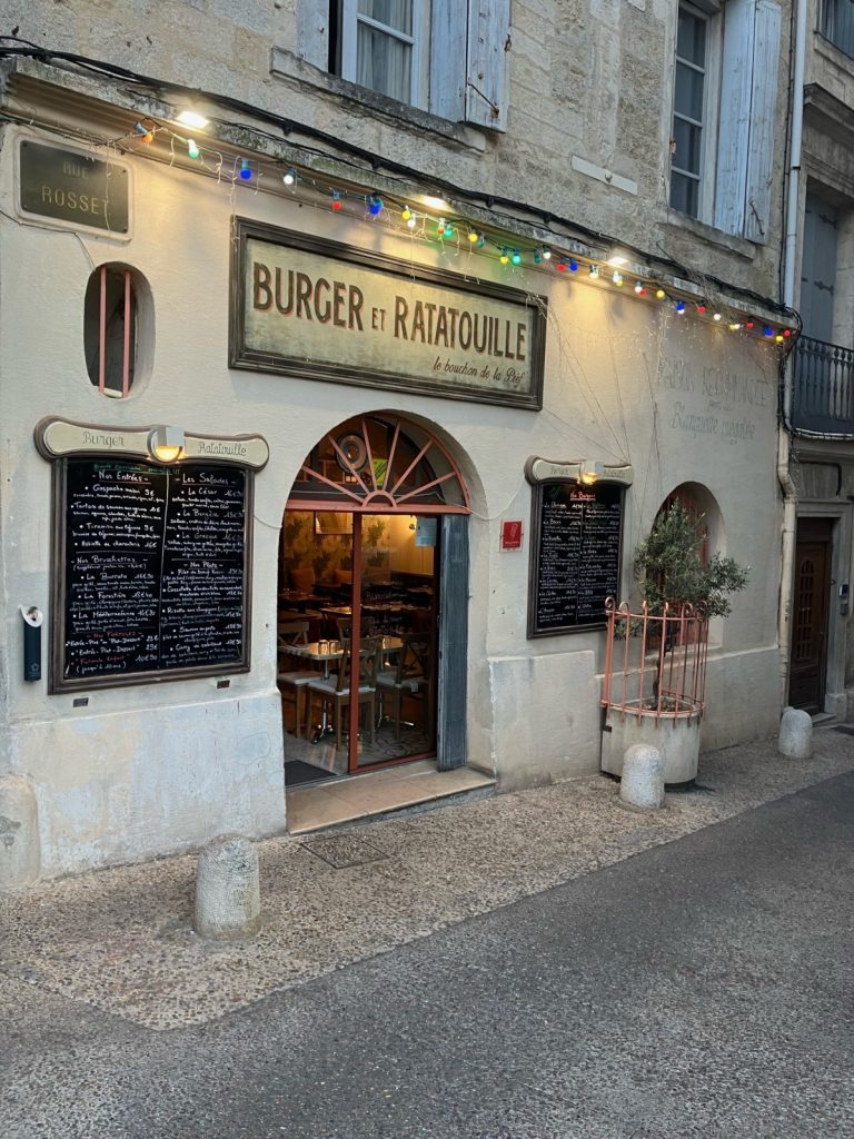 Privatisation pour repas de groupe dans un restaurant à Montpellier dans l&rsquo;Hérault